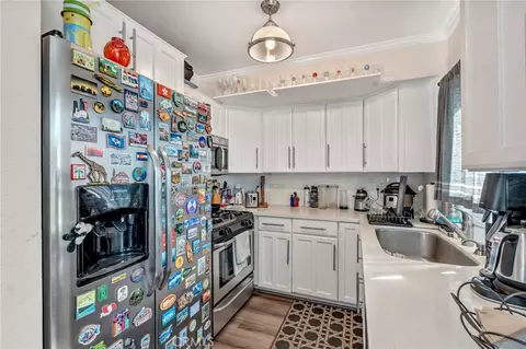 Kitchen - 940 E 3rd #21, Long Beach, CA 90802 photo 3 of 3