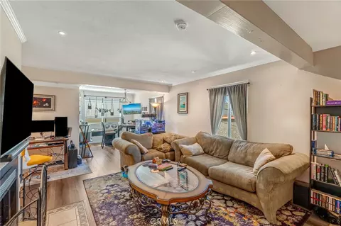 Living - 940 E 3rd #21, Long Beach, CA 90802 photo 1 of 3