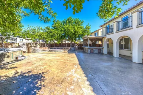 Exterior - 3020 Campania Ter, Riverside, CA 92503 photo 4 of 15
