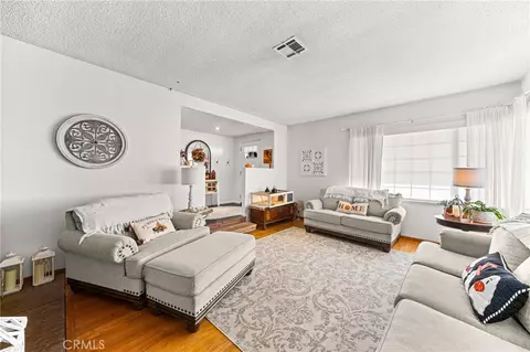 Living - 6614 Summit, Highland, CA 92346 photo 2 of 4