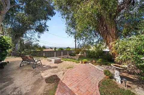 Exterior - 6614 Summit, Highland, CA 92346 photo 2 of 12