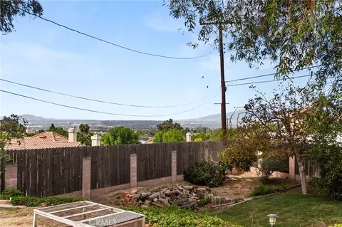 Exterior - 6614 Summit, Highland, CA 92346 photo 12 of 12