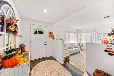 Entry Way - 6614 Summit, Highland, CA 92346 photo 1 of 1