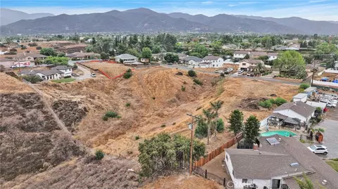 3255 Howe St, Corona, CA 92881 photo 8