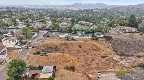 3255 Howe St, Corona, CA 92881 photo 5