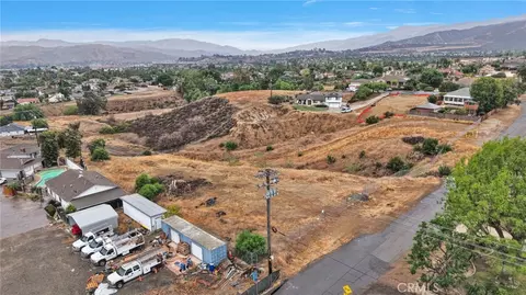 3255 Howe St, Corona, CA 92881 photo 12