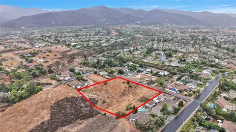 3255 Howe St, Corona, CA 92881 photo 10