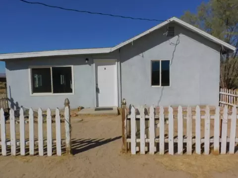 Exterior - 37016 Yermo Rd, Yermo, CA 92398 photo 3 of 4