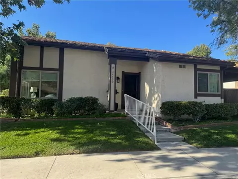 24750 Masters Cup Way, Valencia, CA 91355