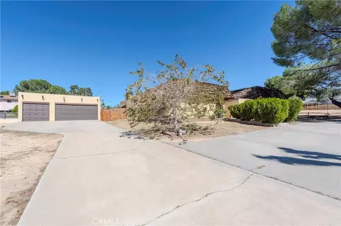 Exterior - 14580 Keota, Apple Valley, CA 92307 photo 2 of 5
