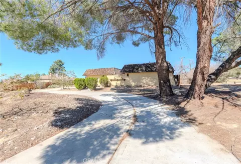 Exterior - 14580 Keota, Apple Valley, CA 92307 photo 1 of 5