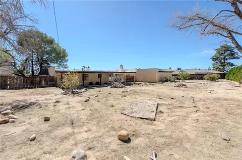 Exterior - 14580 Keota, Apple Valley, CA 92307 photo 5 of 5