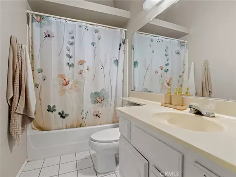 Bath - 909 S Vine Ave, Bloomington, CA 92316 photo 2 of 4
