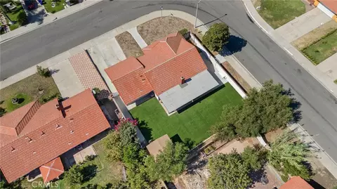 View/Area - 909 S Vine Ave, Bloomington, CA 92316 photo 5 of 15