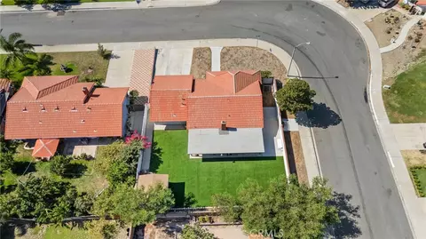 View/Area - 909 S Vine Ave, Bloomington, CA 92316 photo 6 of 15