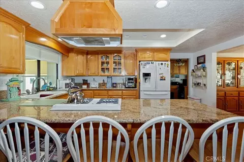 Kitchen - 18014 Talisman St, Hesperia, CA 92345 photo 2 of 3