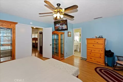 Bedroom - 18014 Talisman St, Hesperia, CA 92345 photo 2 of 4
