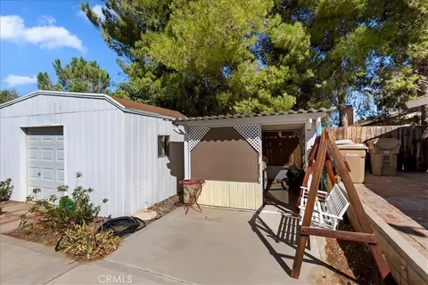 Exterior - 18014 Talisman St, Hesperia, CA 92345 photo 8 of 8