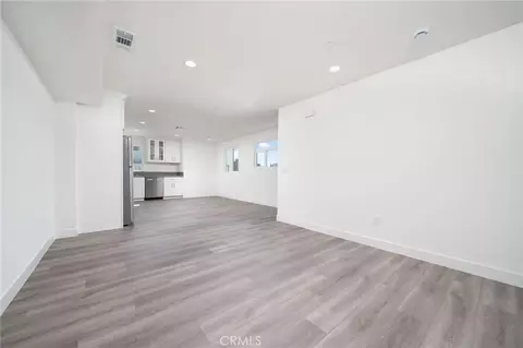 Living - 6837 N Haskell Ave, Van Nuys, CA 91406 photo 3 of 5