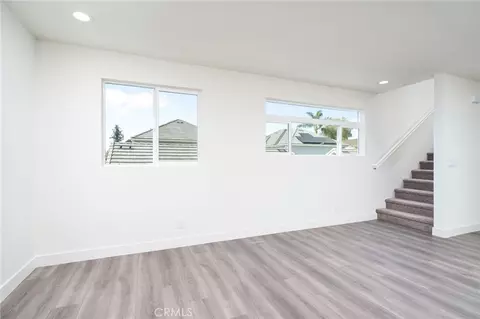 Living - 6837 N Haskell Ave, Van Nuys, CA 91406 photo 5 of 5