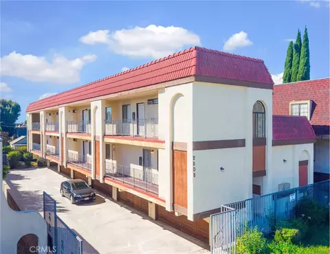 2608 W Alhambra Rd, Alhambra, CA 91801