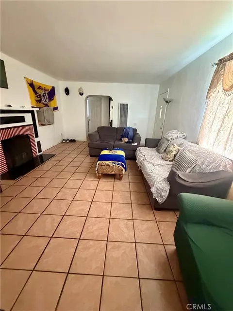 1060 Myrtle Dr, San Bernardino, CA 92410 photo 6