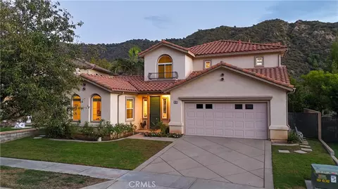 22 Moonridge Ct, Azusa, CA 91702