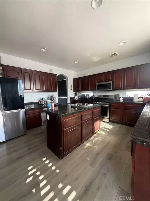 14555 Arthur, Oak Hills, CA 92344 photo 2