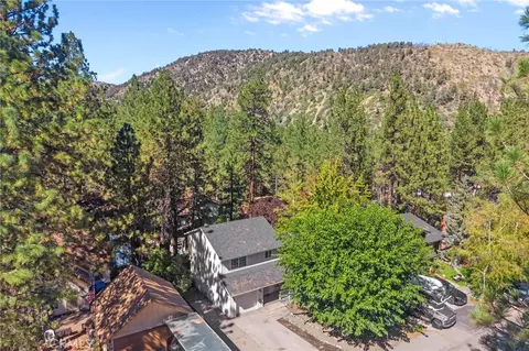 View/Area - 5706 Lodgepole, Wrightwood, CA 92397 photo 3 of 5