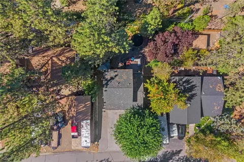 View/Area - 5706 Lodgepole, Wrightwood, CA 92397 photo 2 of 5