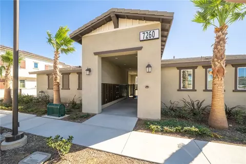 Exterior - 19233 Sequoia Grv, Riverside, CA 92507 photo 2 of 3