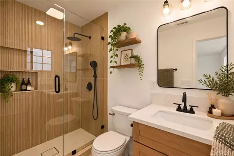 Bath - 24 S Ash St, Redlands, CA 92373 photo 5 of 5