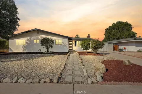 Exterior - 24 S Ash St, Redlands, CA 92373 photo 1 of 7