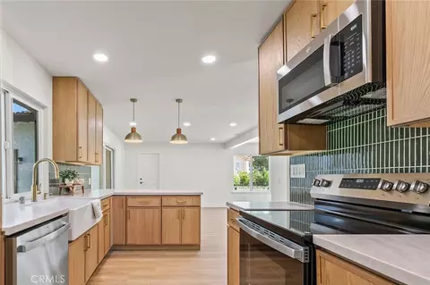 Kitchen - 1613 Erin Ave, Upland, CA 91784 photo 2 of 3