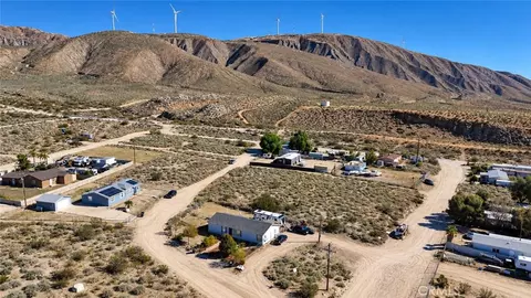1 Crest Ln, Whitewater, CA 92282 photo 8