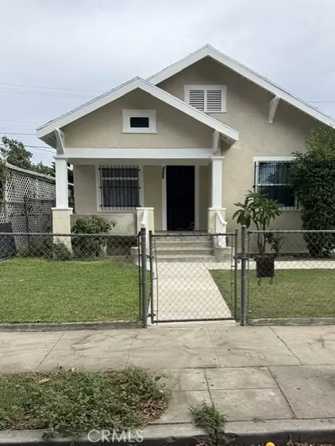 4200 Zamora, Los Angeles, CA 90011