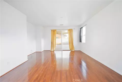 Living - 11797 Maywood, Adelanto, CA 92301 photo 6 of 8