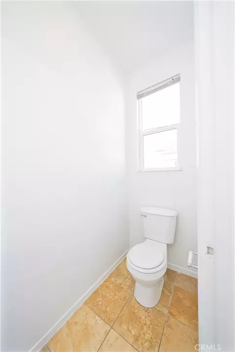 Bath - 11797 Maywood, Adelanto, CA 92301 photo 3 of 3