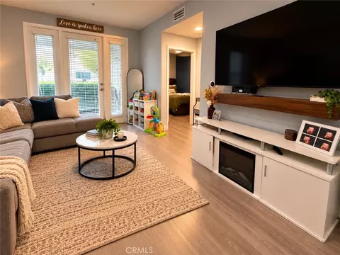 1801 E Katella Ave #1067, Anaheim, CA 92805