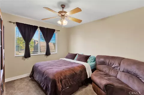Bedroom - 13585 Paramount, Phelan, CA 92371 photo 5 of 8