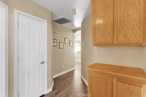 Entry Way - 13585 Paramount, Phelan, CA 92371 photo 3 of 4