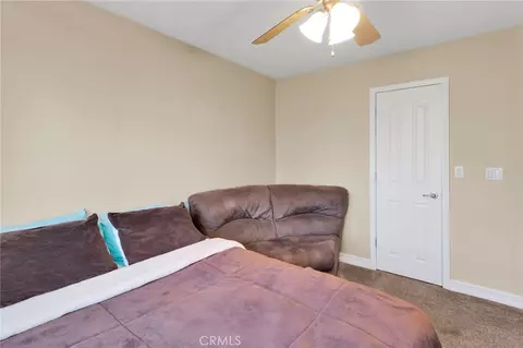 Bedroom - 13585 Paramount, Phelan, CA 92371 photo 6 of 8