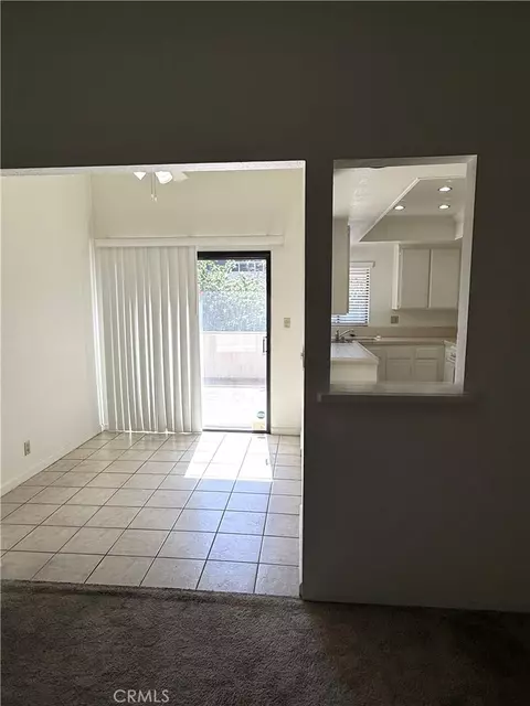 Dining - 184 Fairwinds, Costa Mesa, CA 92626 photo 1 of 1