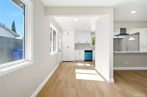 Entry Way - 5901 Paramount, Riverside, CA 92509 photo 4 of 7