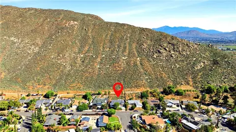 View/Area - 5901 Paramount, Riverside, CA 92509 photo 3 of 11
