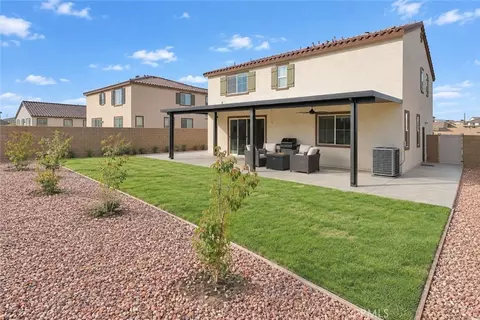 Exterior - 8847 Glencliff Ave, Hesperia, CA 92344 photo 5 of 8