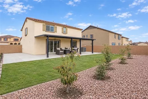 Exterior - 8847 Glencliff Ave, Hesperia, CA 92344 photo 7 of 8