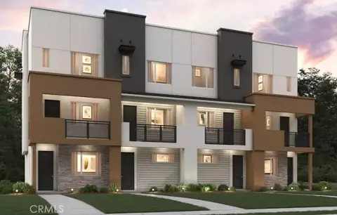 520 Harbor Blvd, Santa Ana, CA 92703