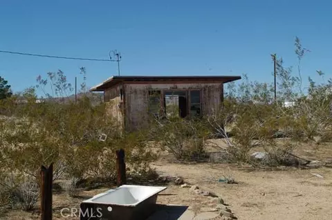 57316 Emerald Way, Landers, CA 92285 photo 1