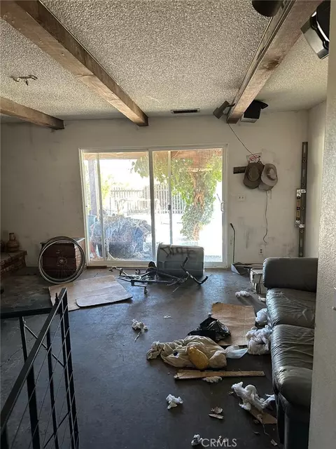 Living - 19472 Kinai Rd, Apple Valley, CA 92307 photo 2 of 2
